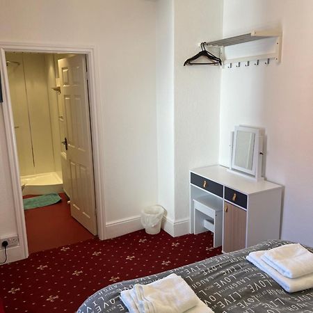Marston Town Centre Villa 블랙풀 외부 사진