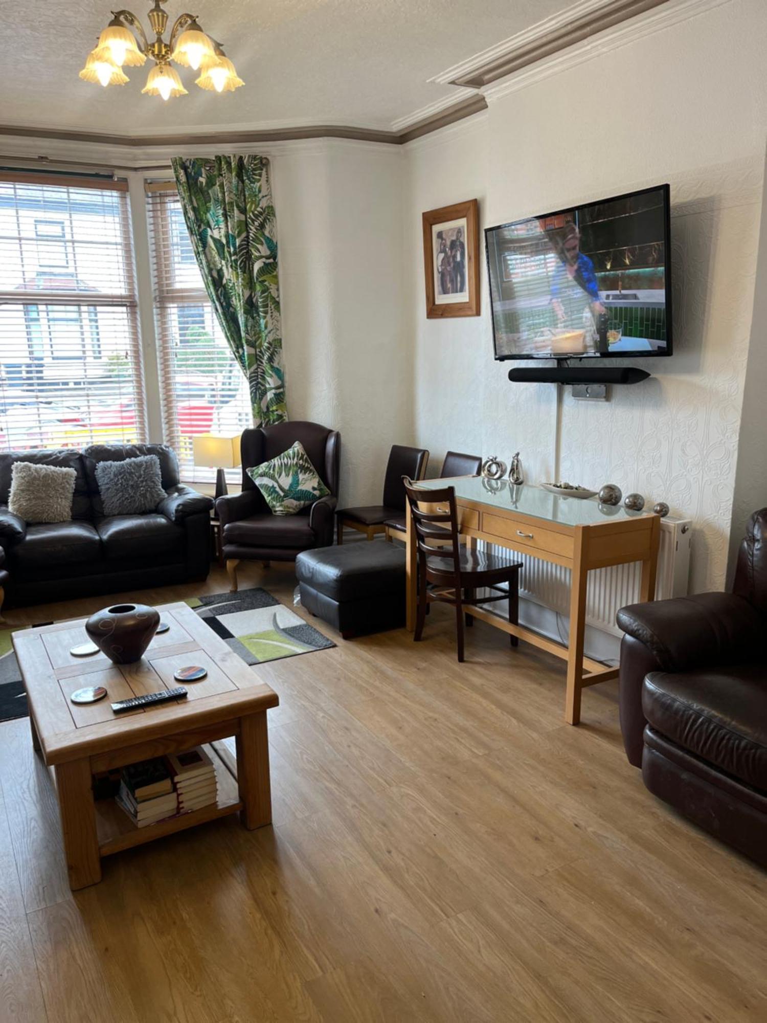 Marston Town Centre Villa 블랙풀 외부 사진