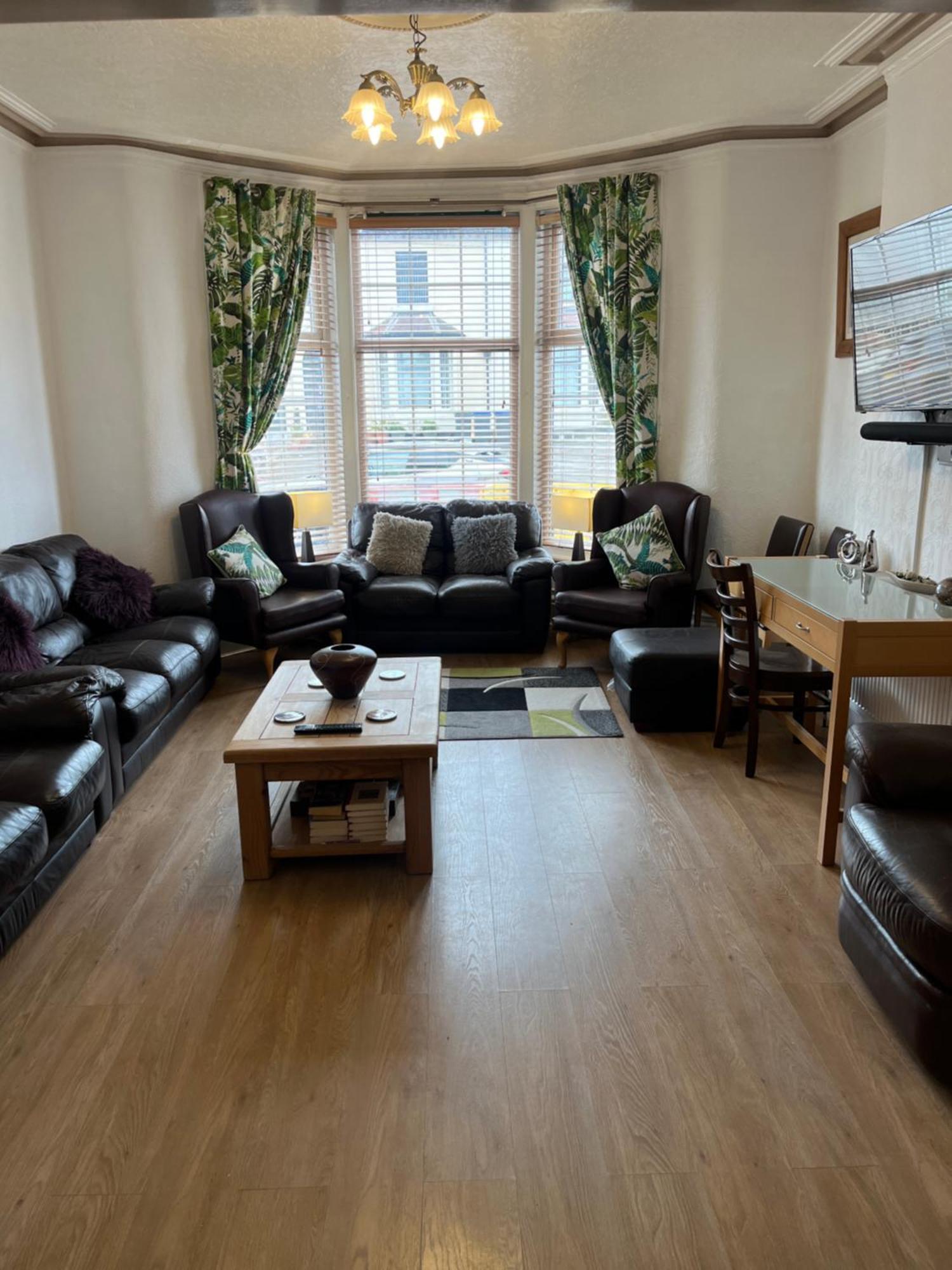 Marston Town Centre Villa 블랙풀 외부 사진